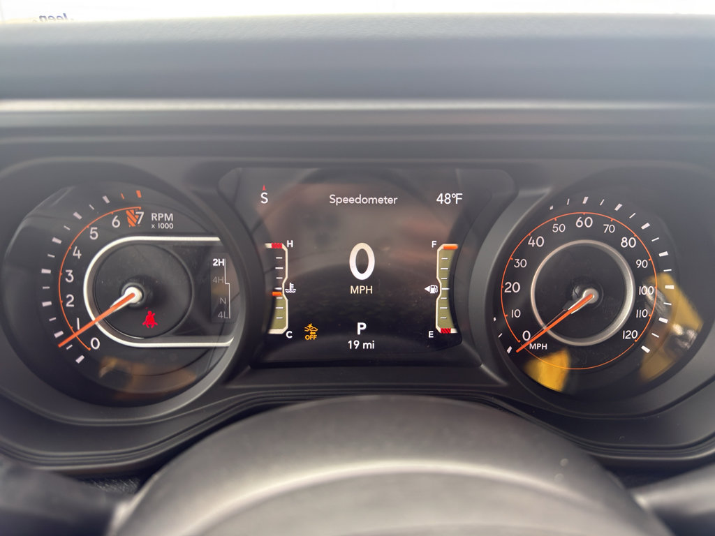 New 2026 Jeep Gladiator Sahara image 19