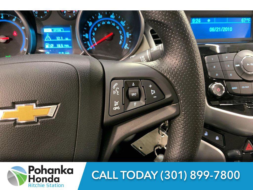 Used 2014 Chevrolet Cruze LS image 21