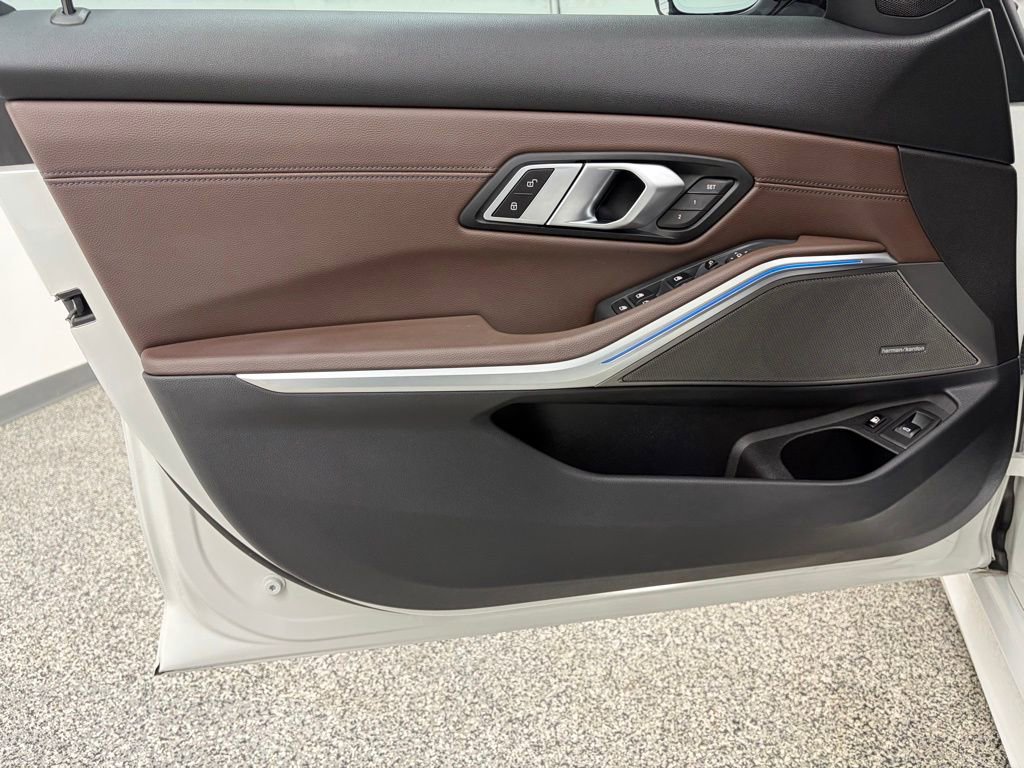 Used 2021 BMW 330e xDrive w/ Executive Package image 13