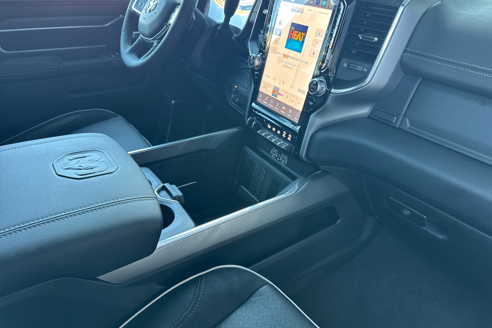 New 2026 RAM 3500 Laramie AWD/4WD image 14