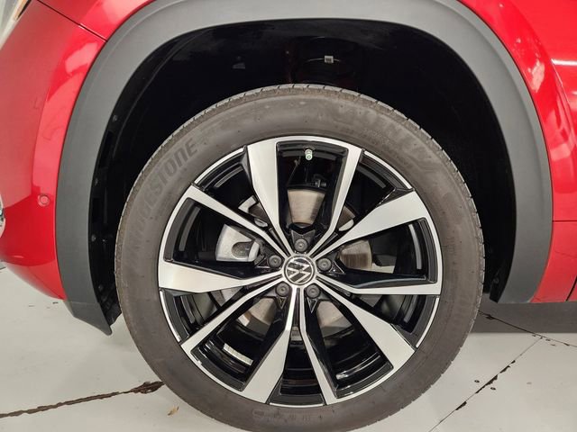 Used 2025 Volkswagen Atlas SEL Premium R-Line AWD/4WD image 8