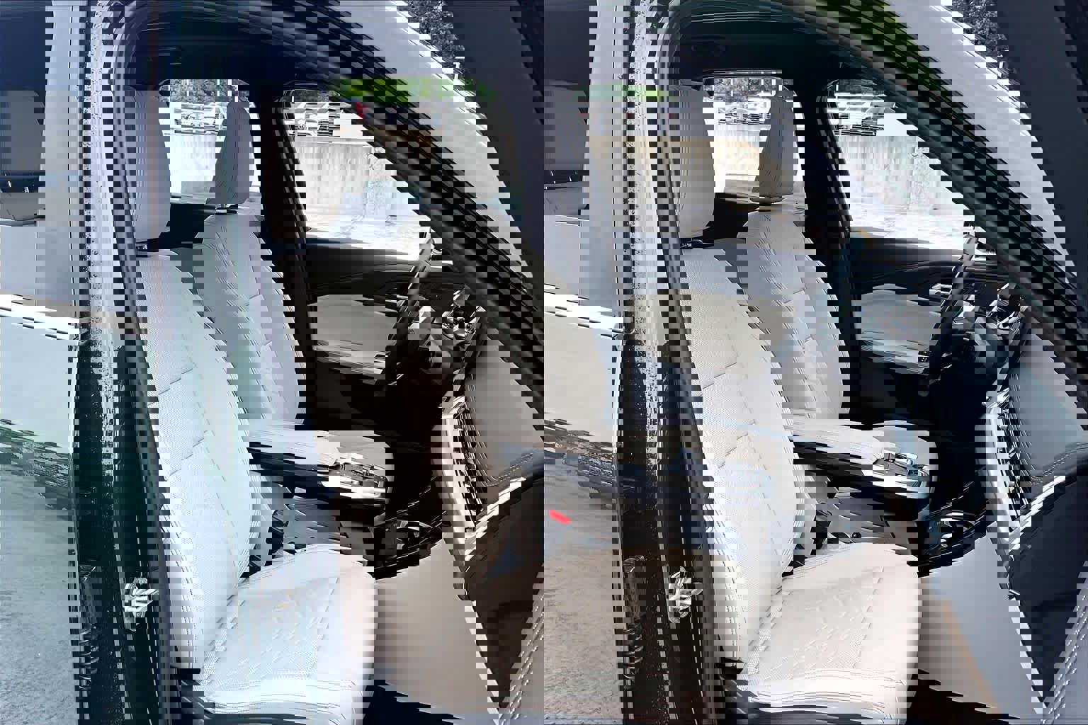 Used 2025 BMW X1 xDrive28i w/ Convenience Package AWD/4WD image 9