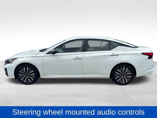 Used 2025 Nissan Altima 2.5 SV image 7