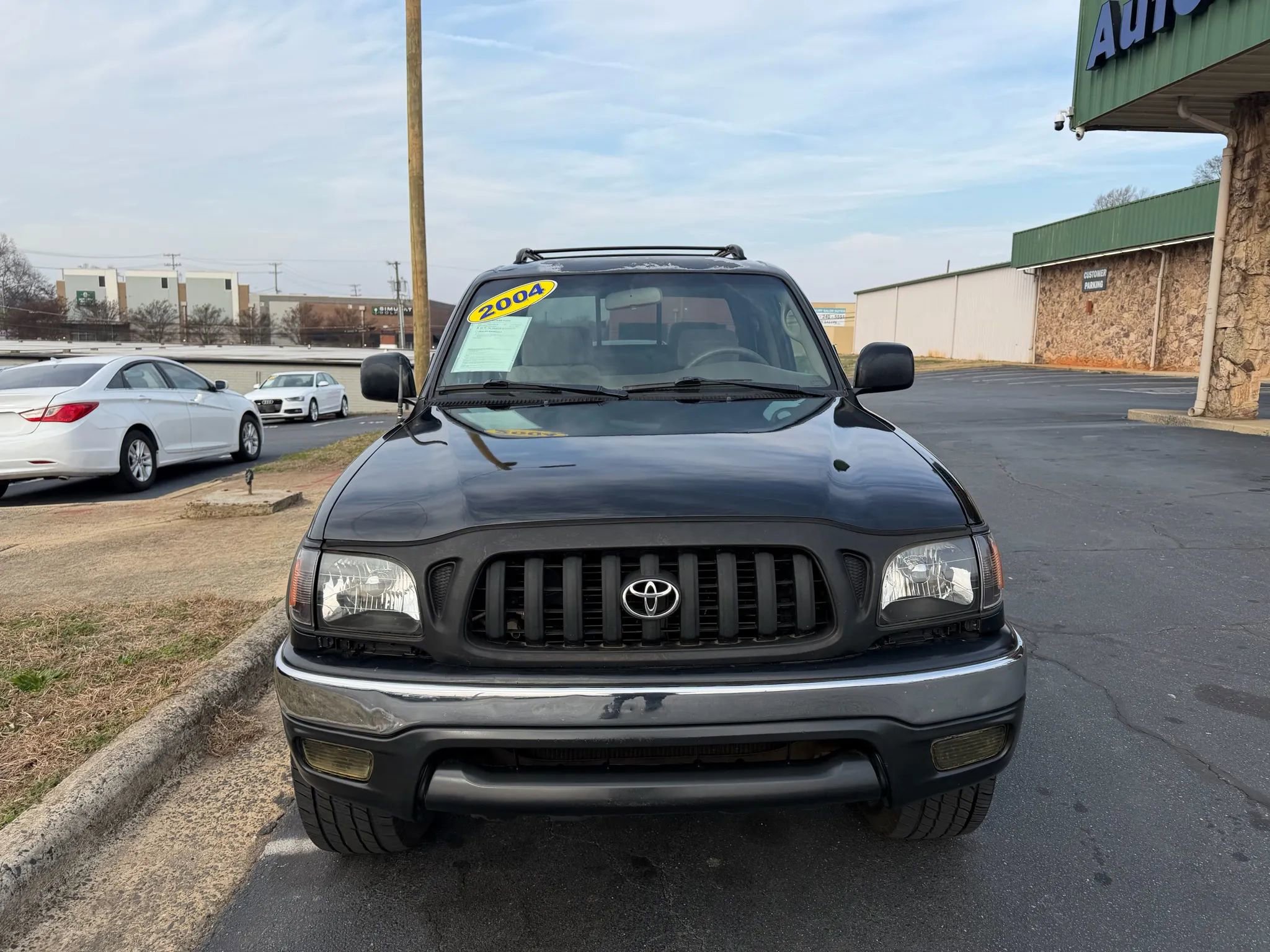 Used 2004 Toyota Tacoma PreRunner RWD image 2