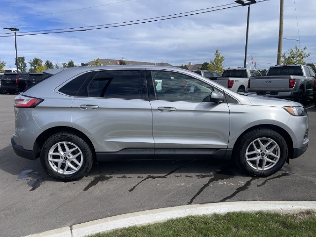 Certified 2023 Ford Edge SEL AWD/4WD image 6