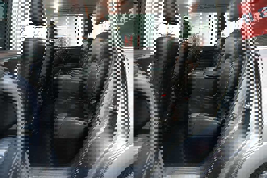 Used 2021 INFINITI QX80 Luxe image 22