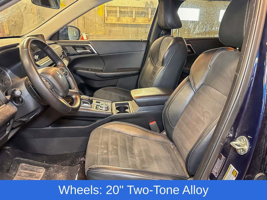 Used 2024 Mitsubishi Outlander AWD image 10