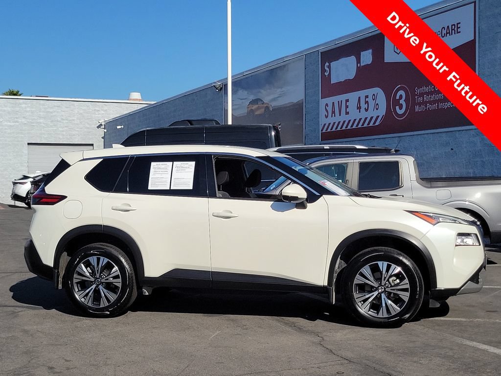 Certified 2021 Nissan Rogue SV FWD image 32