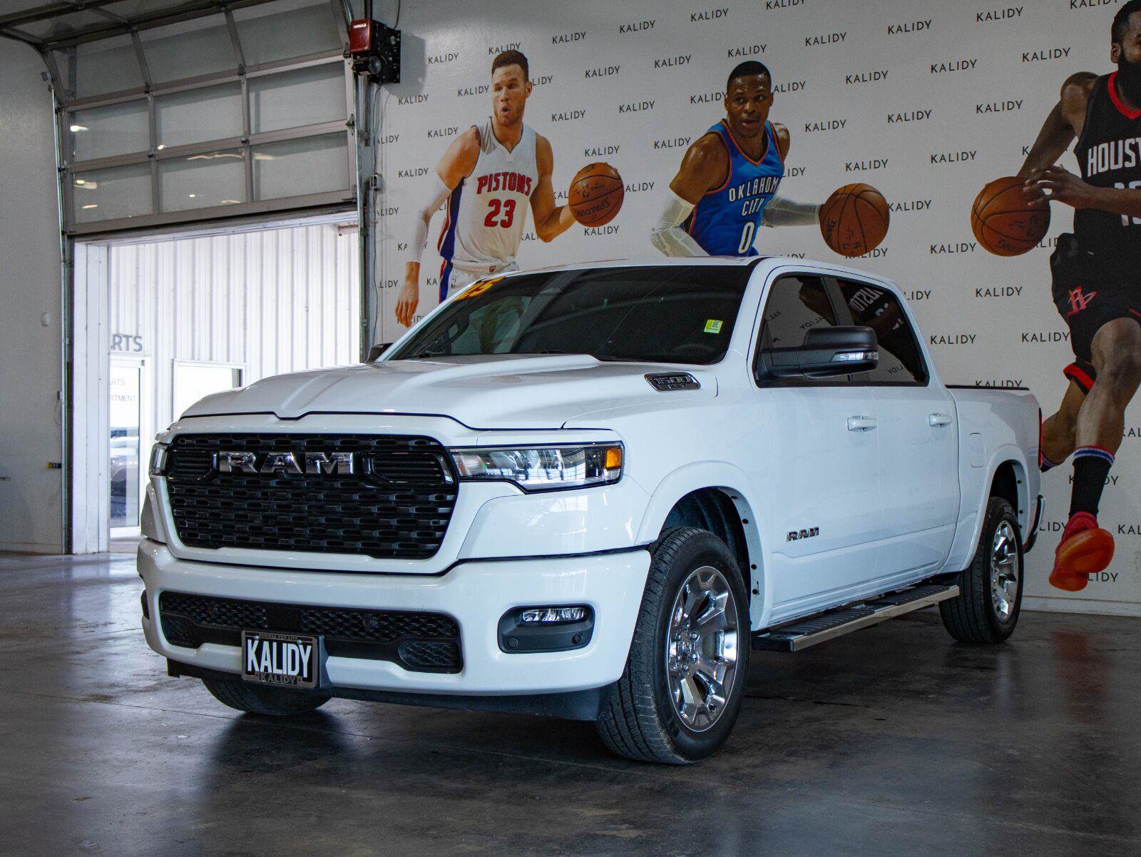 Used 2025 RAM 1500 Lone Star AWD/4WD image 21