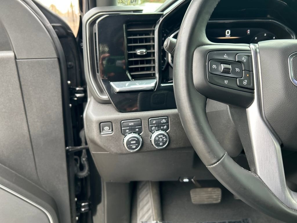 Used 2025 GMC Sierra 1500 SLT image 24