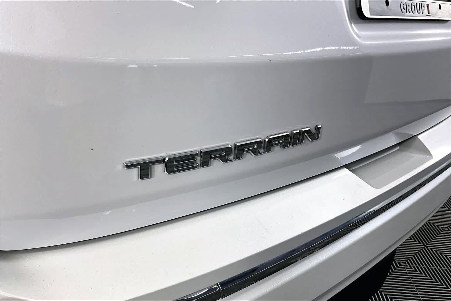 Used 2020 GMC Terrain Denali w/ Denali Premium Package FWD image 29