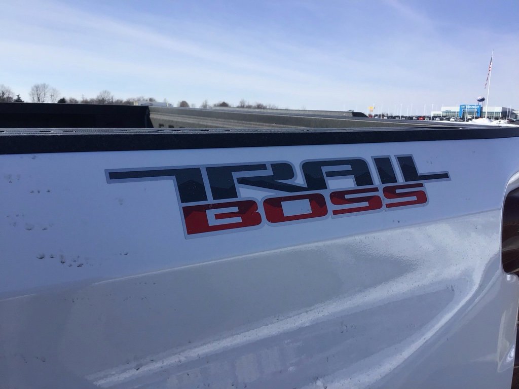 Used 2026 Chevrolet Silverado 1500 Custom Trail Boss w/ Turbomax Blackout Package image 41