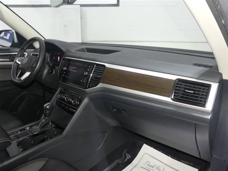 Used 2022 Volkswagen Atlas SE w/ Panoramic Sunroof Package FWD image 24