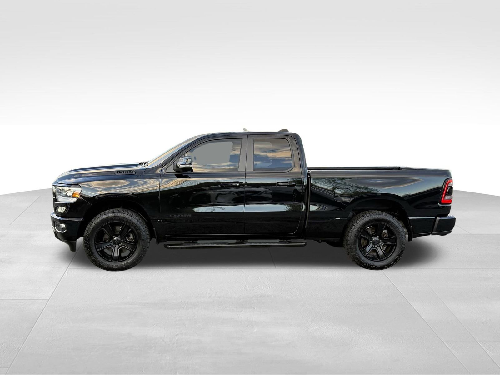 Used 2021 RAM 1500 Big Horn AWD/4WD image 2