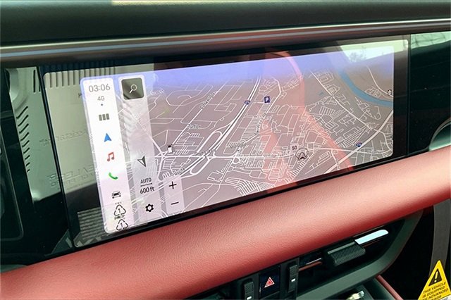 New 2025 Porsche Macan 4S Electric image 34