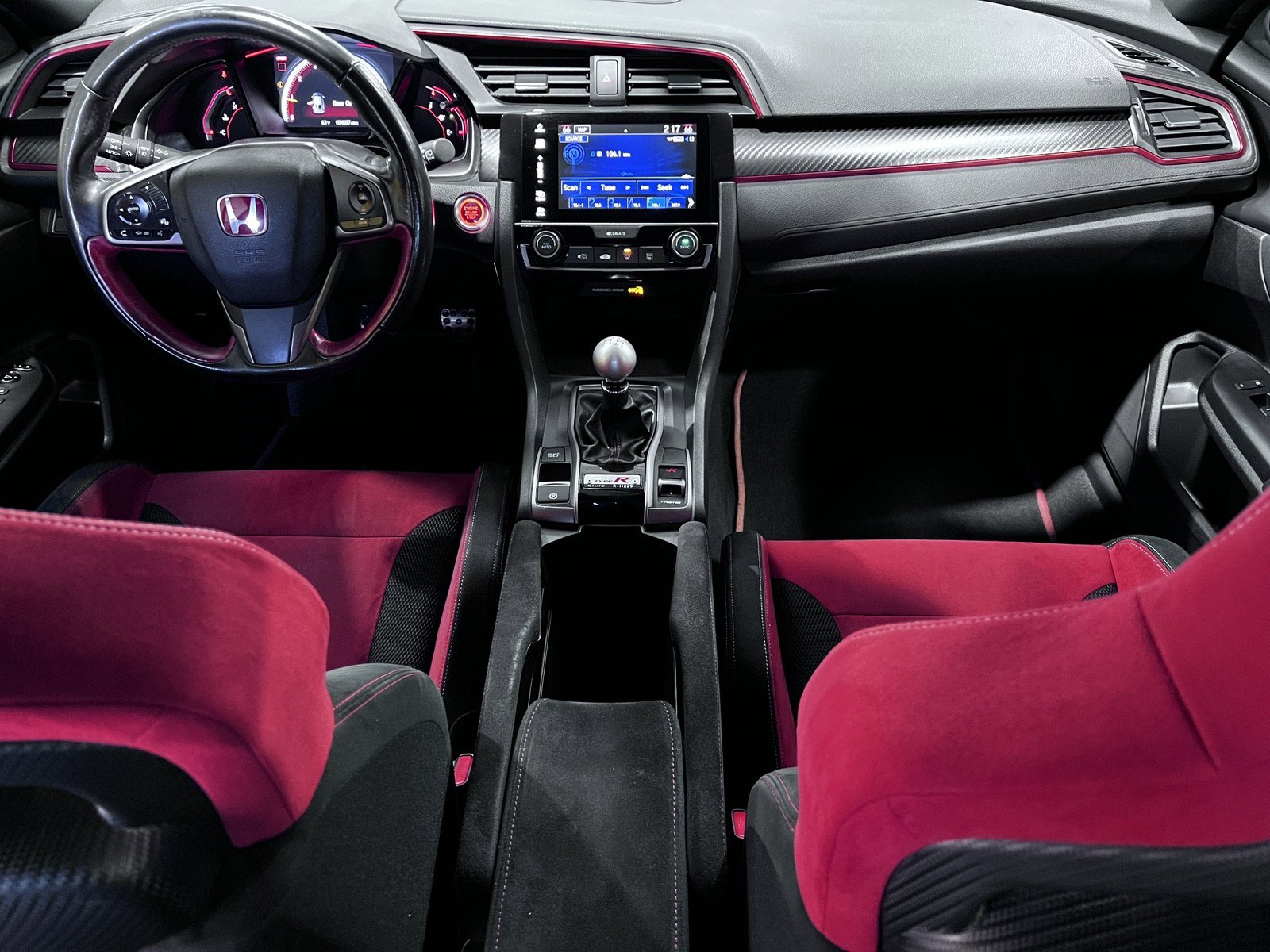 Used 2018 Honda Civic Type R image 13