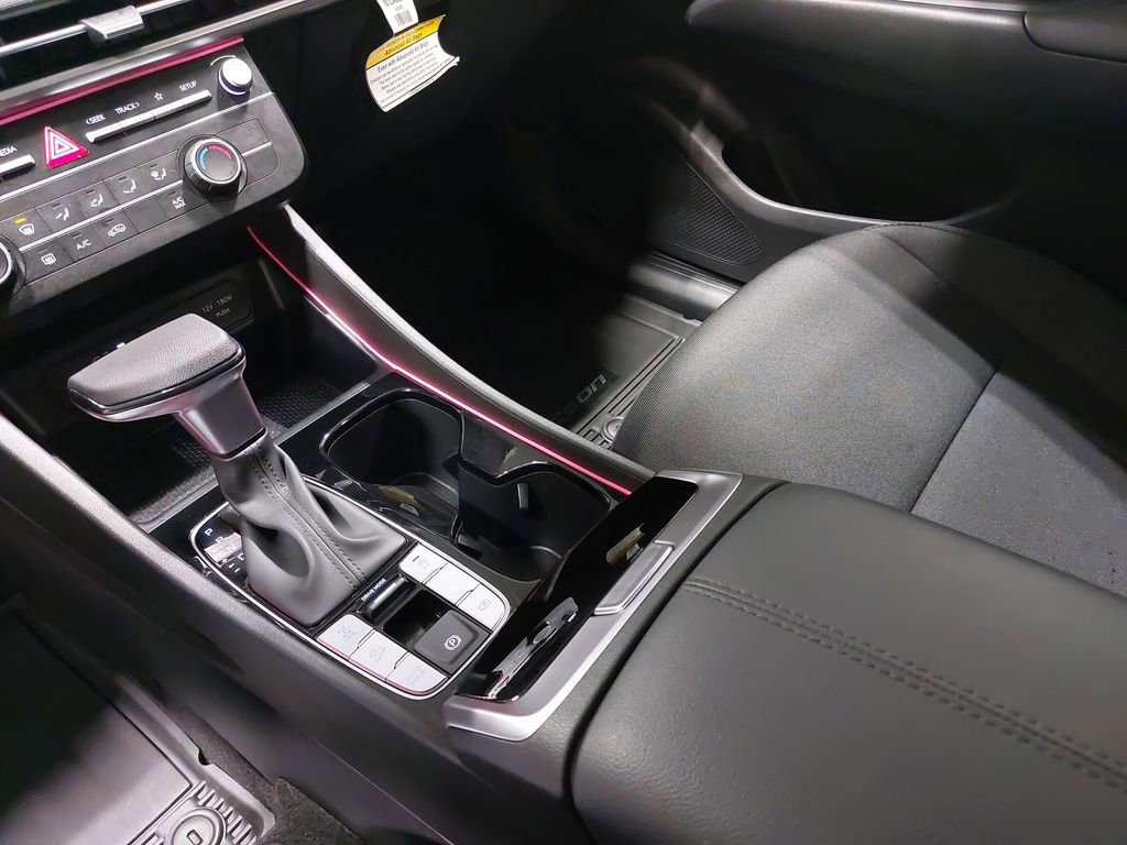 Certified 2025 Hyundai Tucson SE image 24