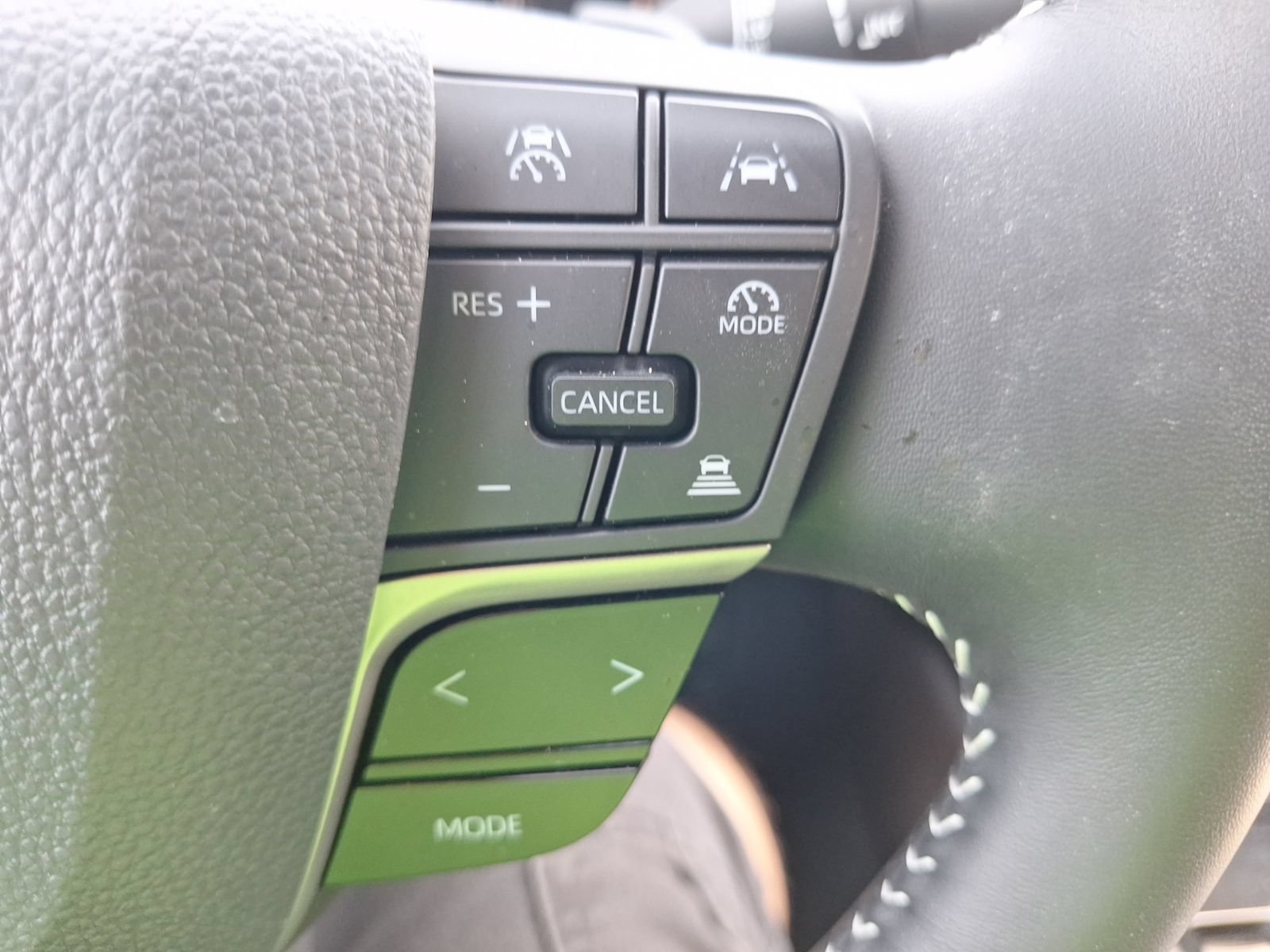 Used 2026 Toyota Camry SE FWD image 20
