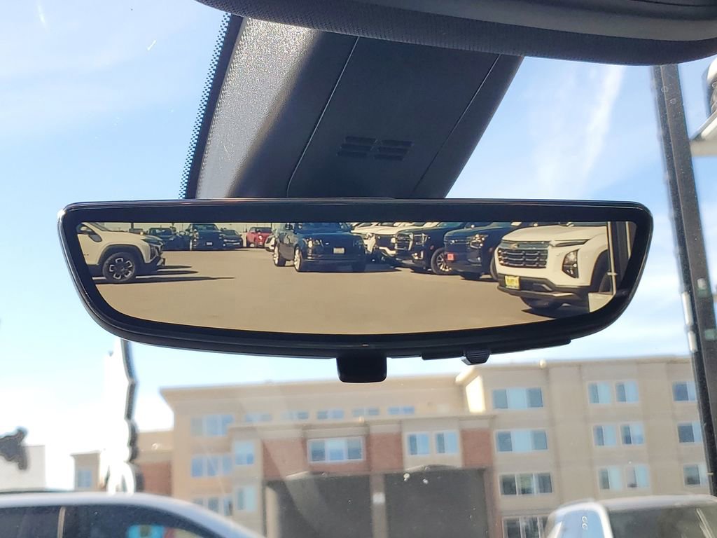 Used 2023 Chevrolet Traverse High Country image 26