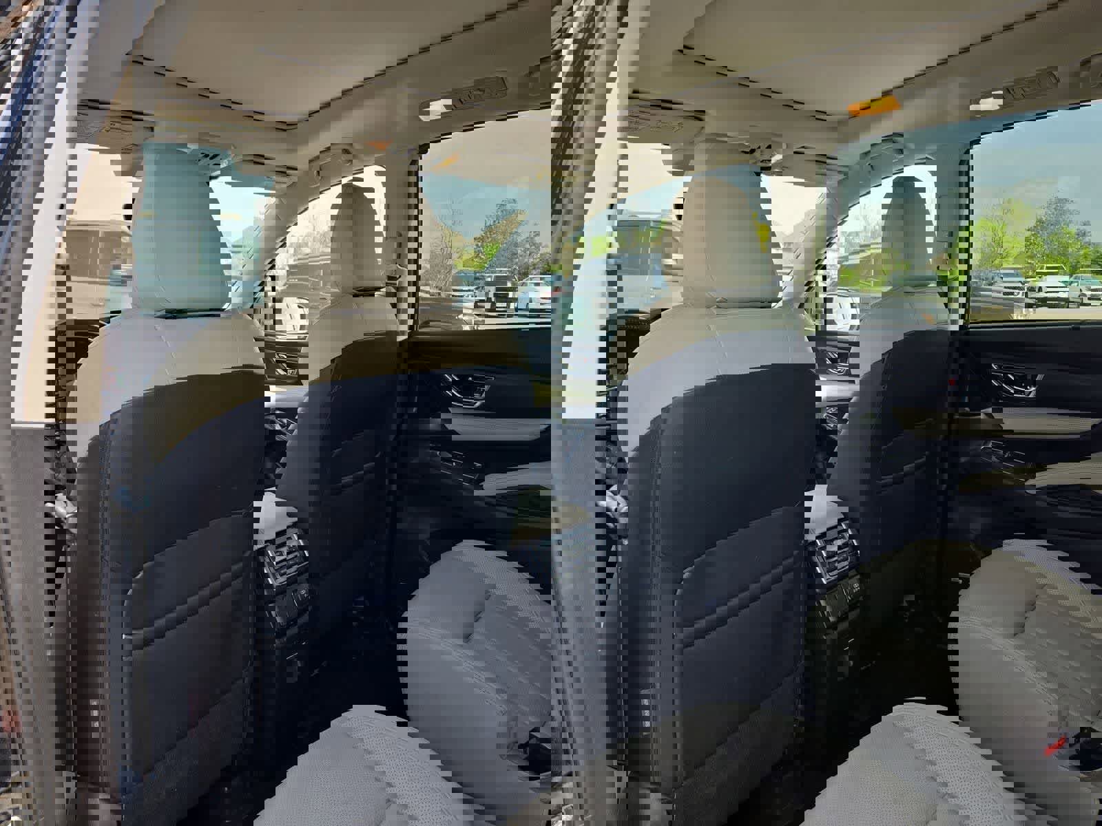 Used 2019 Subaru Ascent Limited image 17