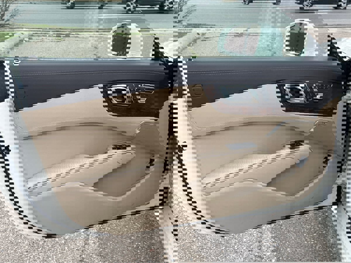 Used 2013 Mercedes-Benz SL 550 image 13