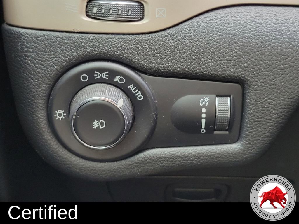 Used 2018 Jeep Cherokee Latitude image 27