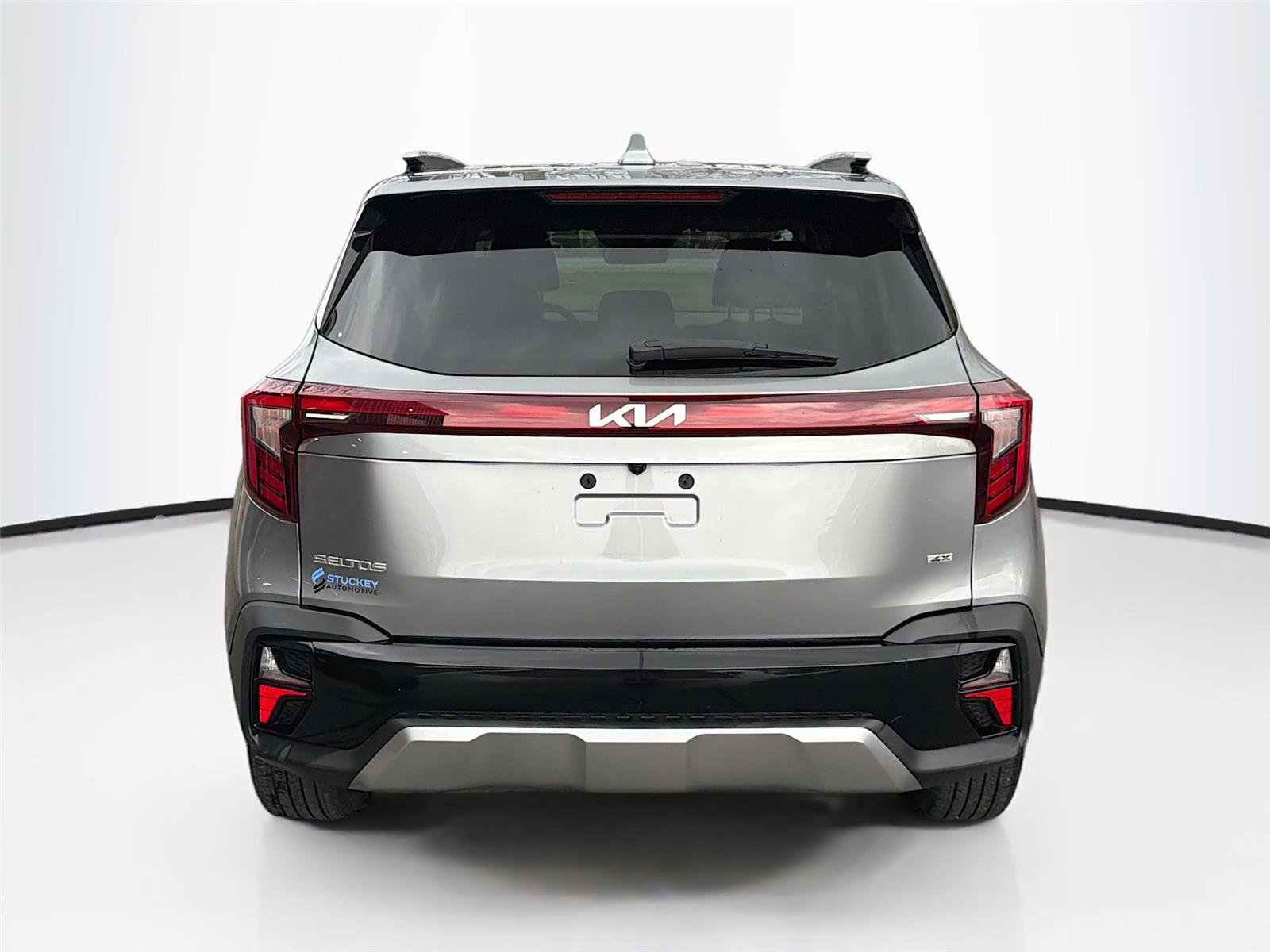 Used 2024 Kia Seltos S image 6