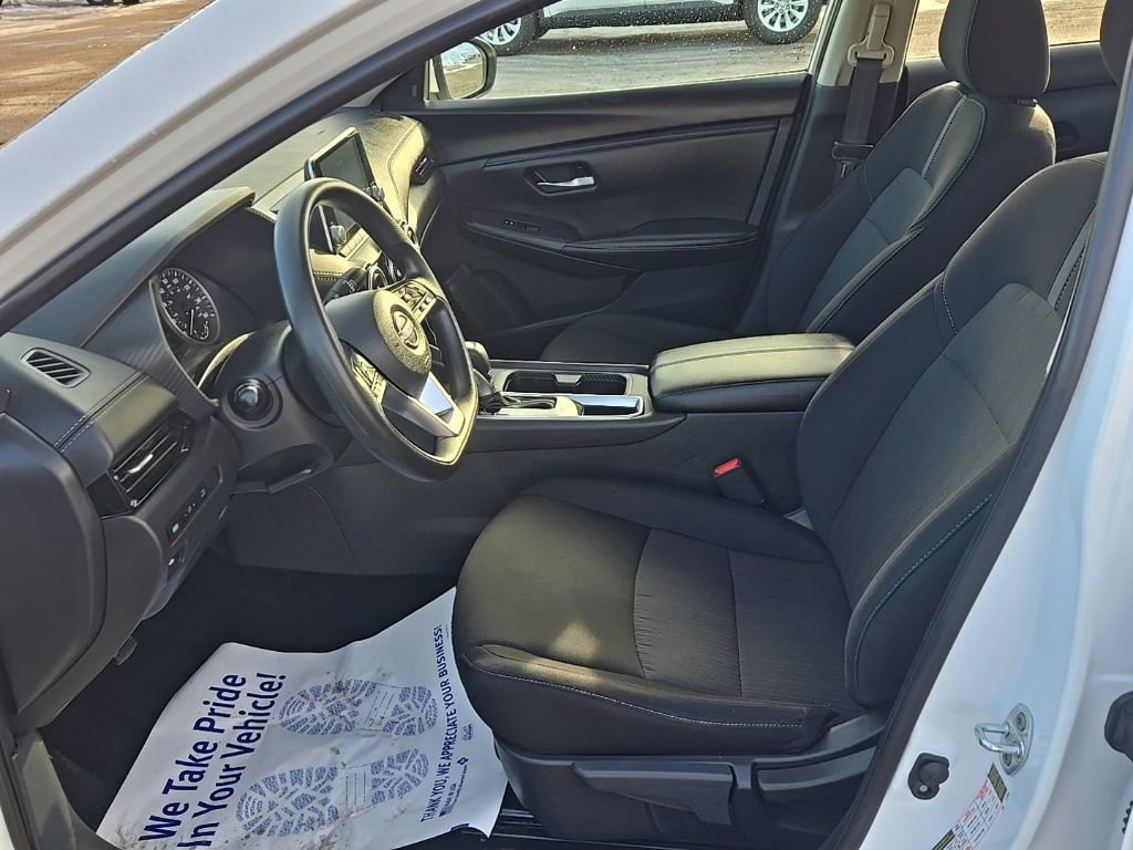Used 2024 Nissan Sentra SV image 17
