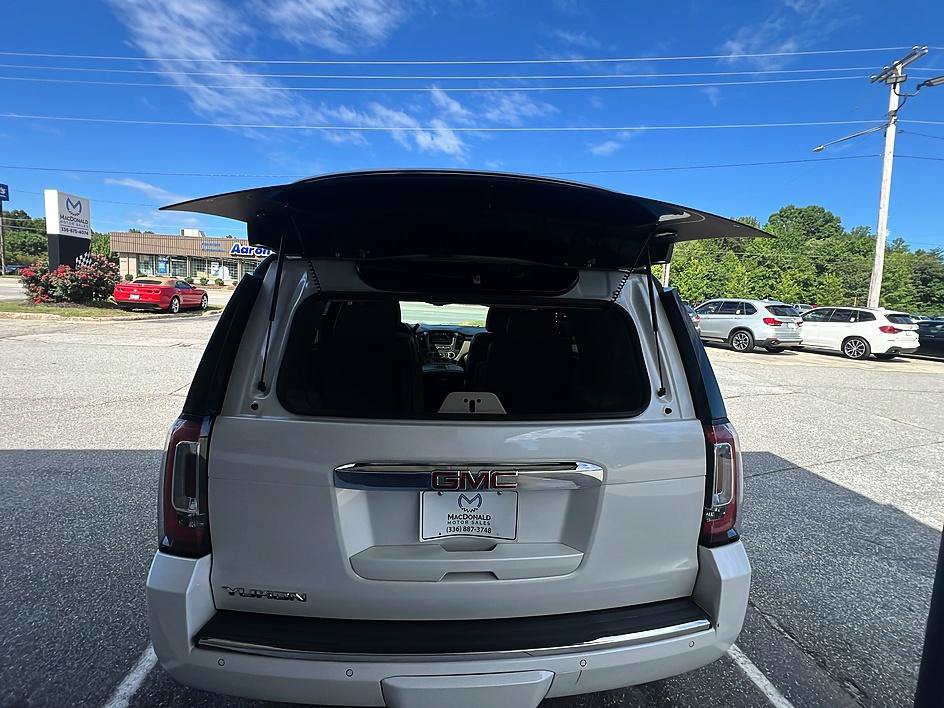 Used 2018 GMC Yukon Denali w/ Denali Ultimate Package RWD image 39