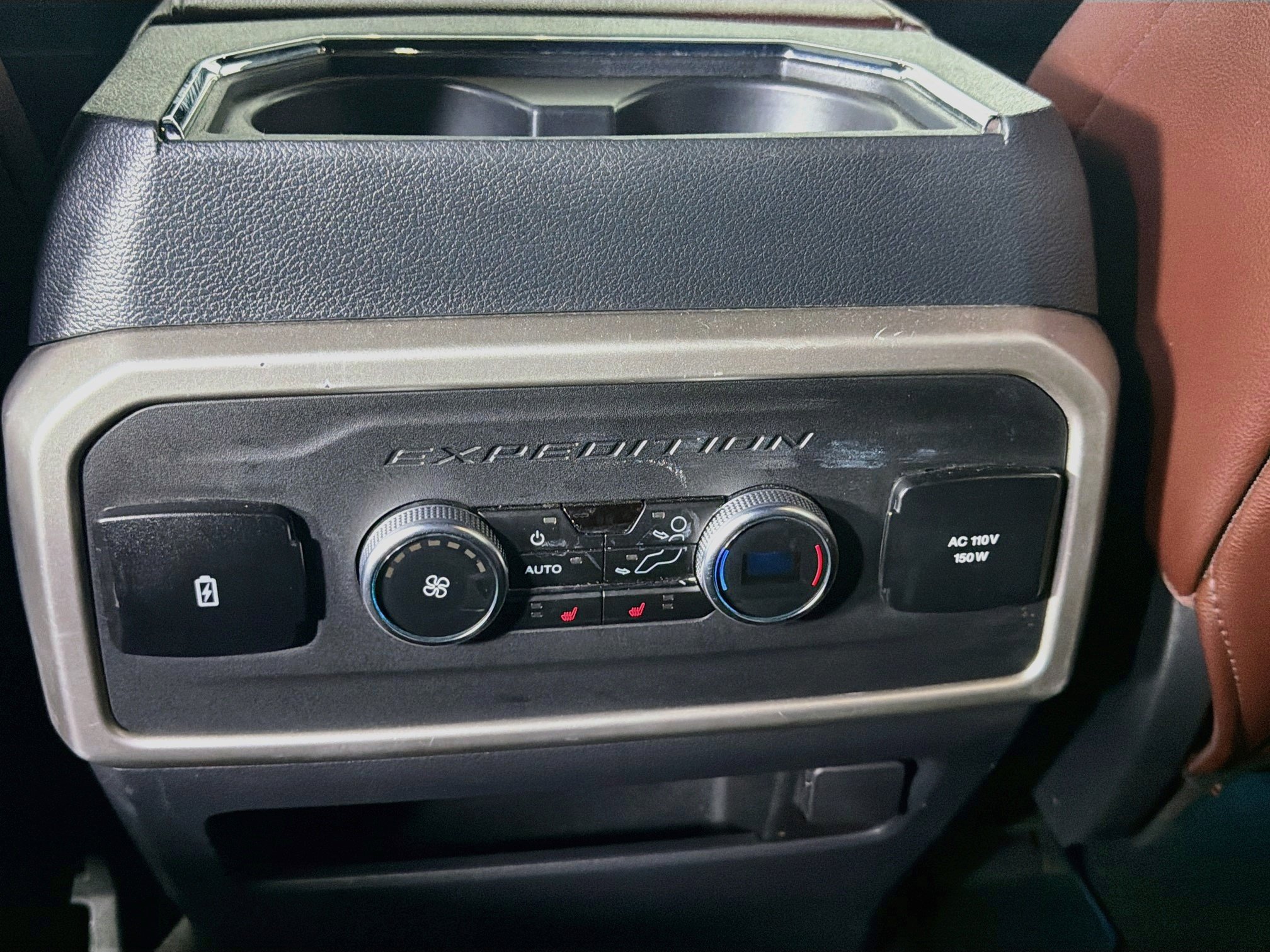 Used 2024 Ford Expedition Limited RWD image 27