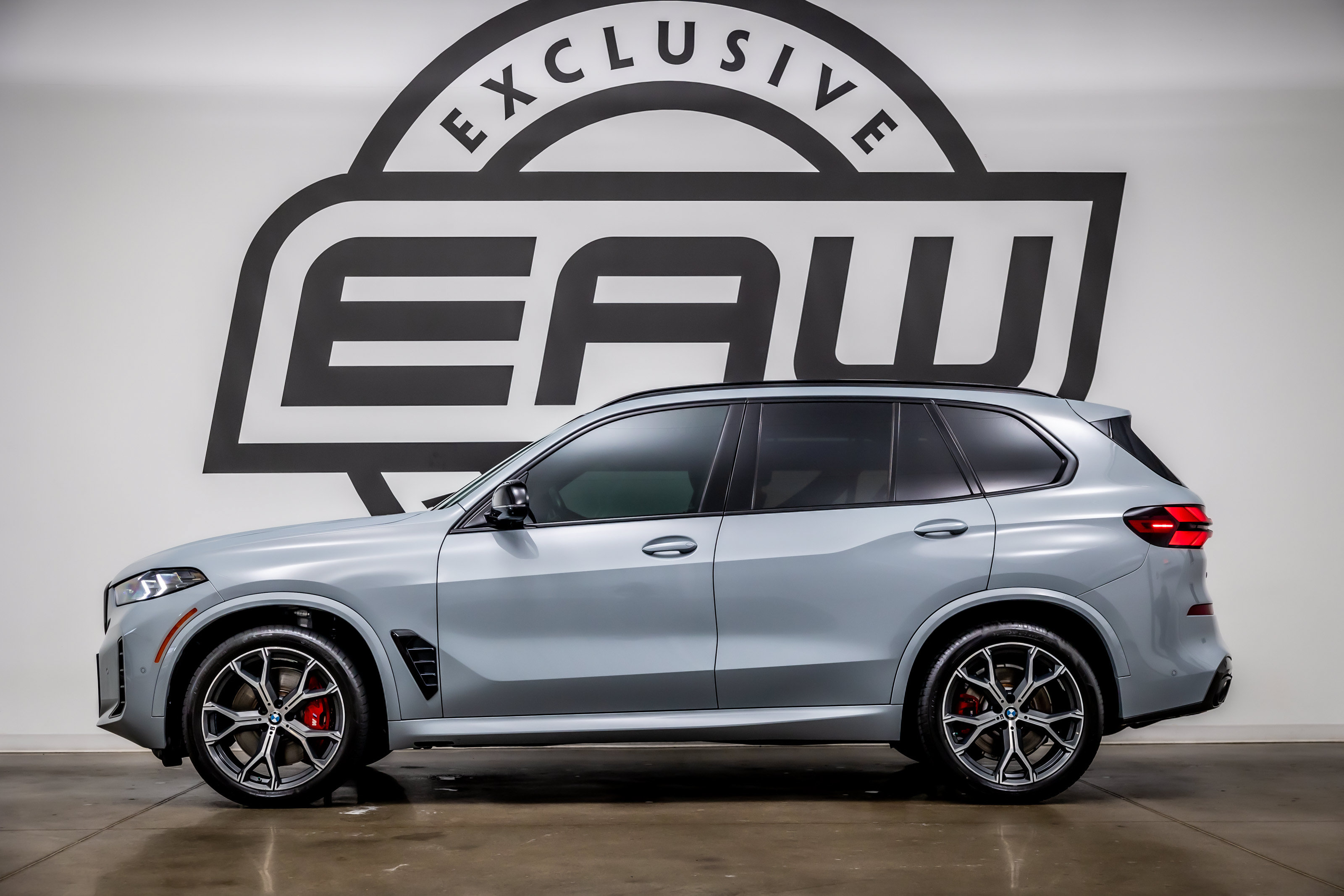Used 2024 BMW X5 M60i AWD/4WD image 6