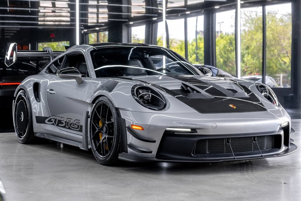 Used 2025 Porsche 911 GT3 RS RWD image 2