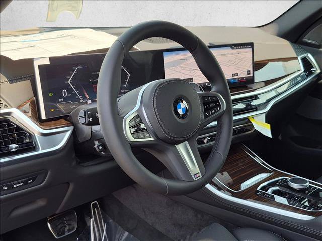 New 2026 BMW X5 xDrive40i w/ M Sport Package AWD/4WD image 3