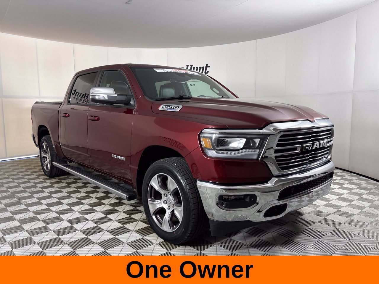 Used 2024 RAM 1500 Laramie AWD/4WD image 4