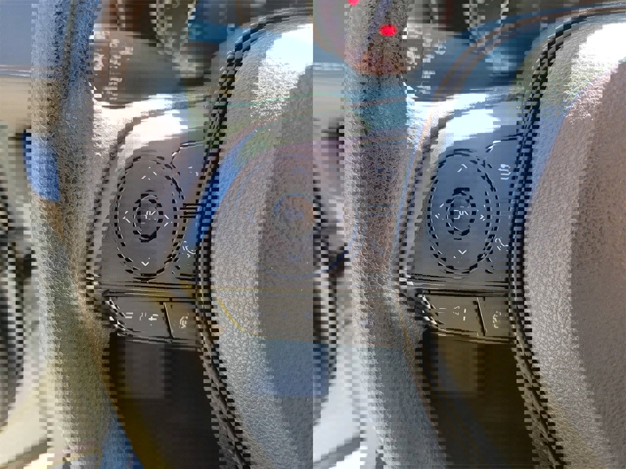 Used 2024 Toyota RAV4 XLE image 19