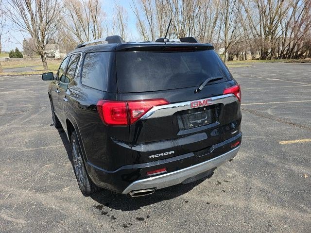 Used 2017 GMC Acadia Denali w/ Technology Package image 3