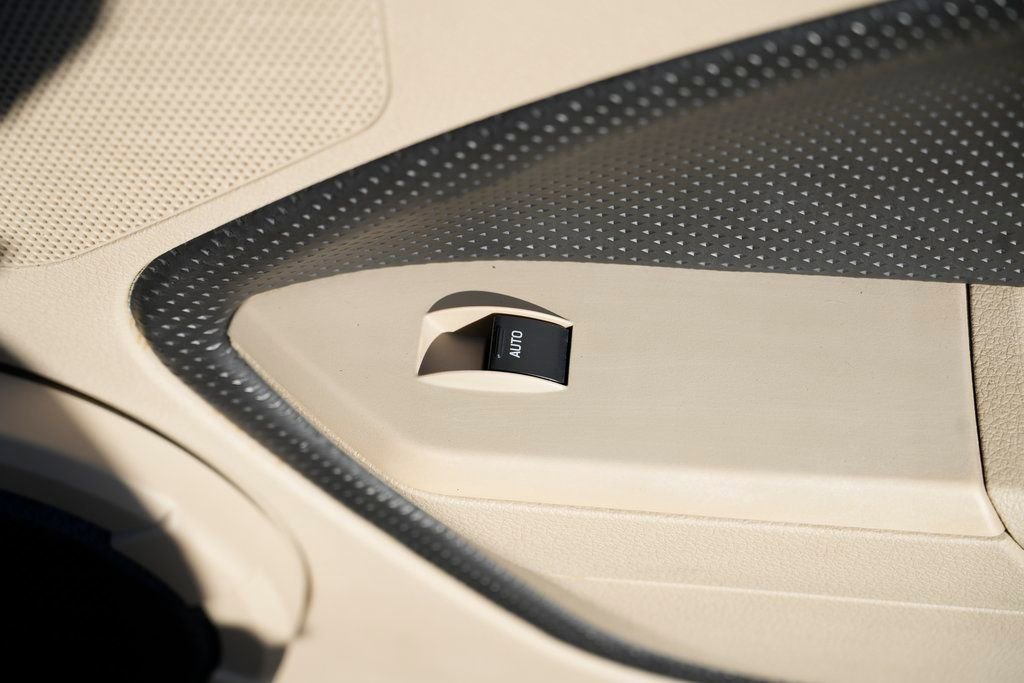 Used 2008 Ford Mustang GT image 25