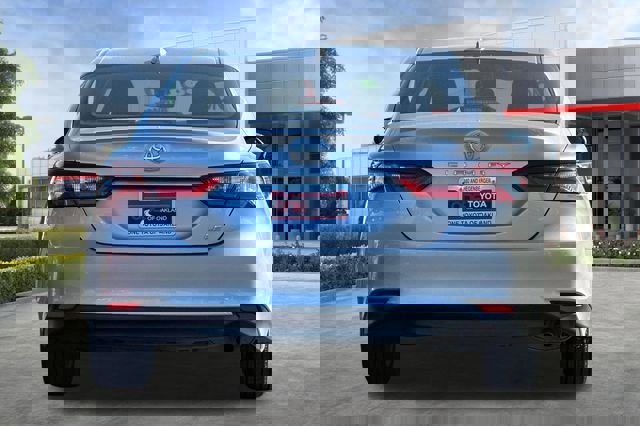 Used 2024 Toyota Camry LE image 6