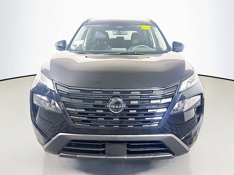 New 2026 Nissan Rogue Dark Armor AWD/4WD image 2