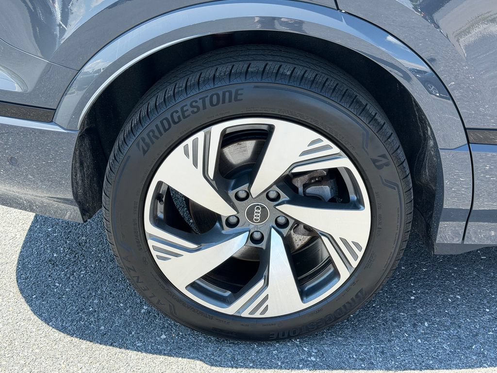 Certified 2025 Audi Q6 e-tron Premium Plus w/ Premium Plus AWD/4WD image 12