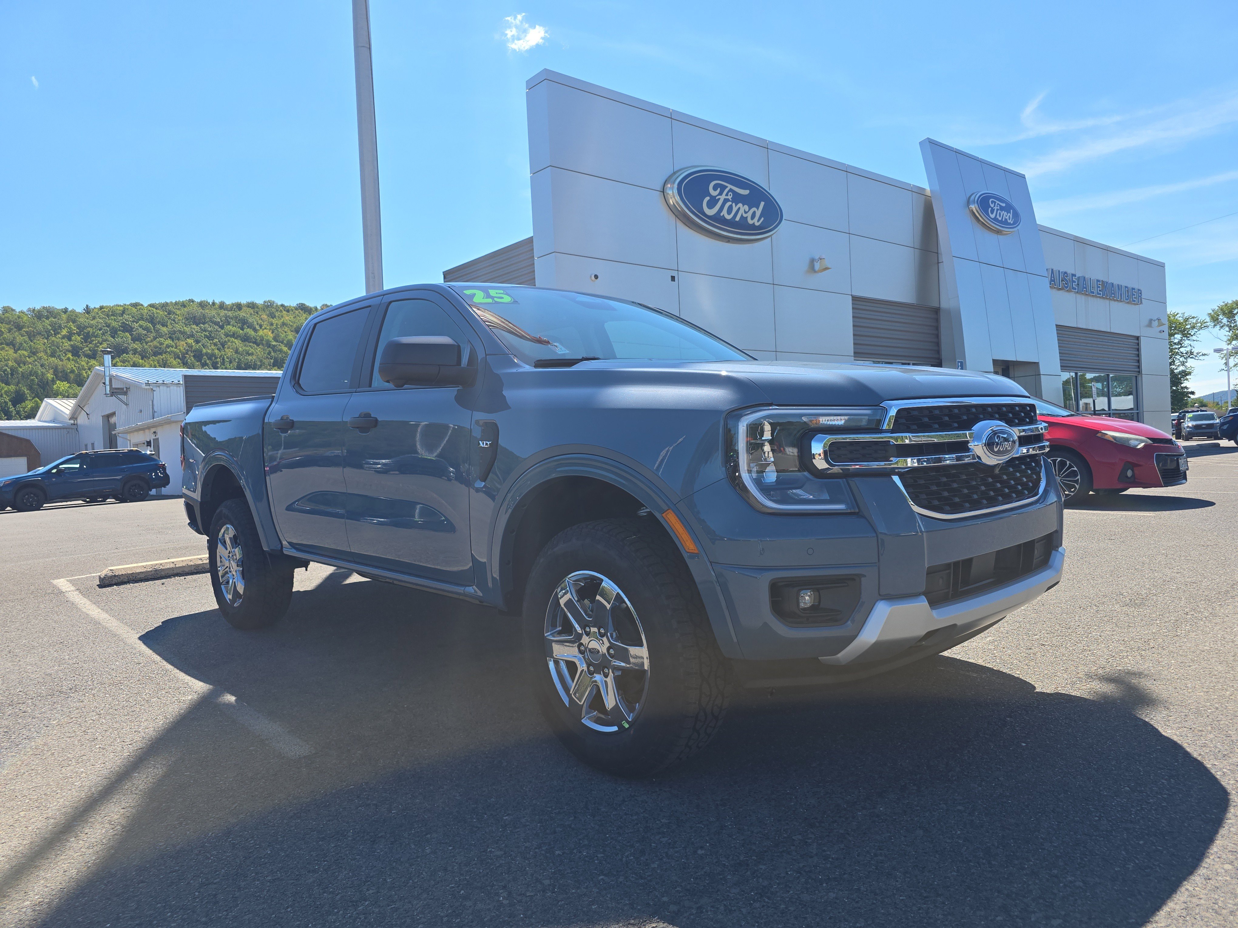 New 2025 Ford Ranger XLT image 1