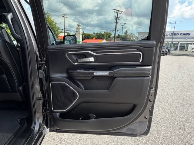 Used 2024 RAM 1500 Laramie RWD image 20