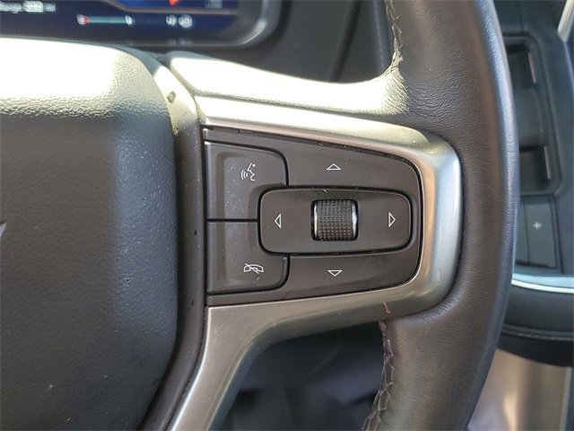 Used 2023 Chevrolet Suburban Z71 image 12