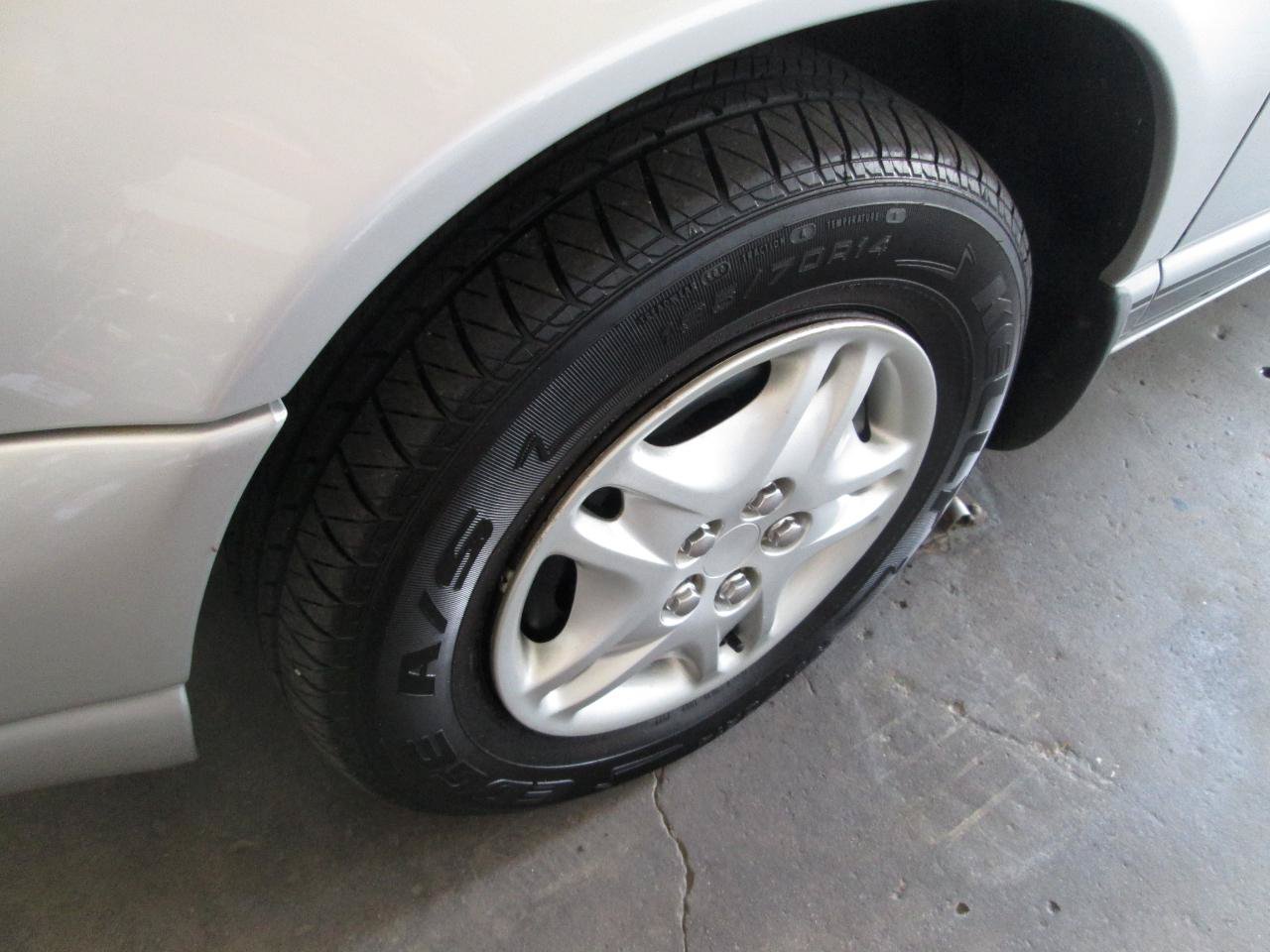Used 2000 Dodge Stratus SE FWD image 32