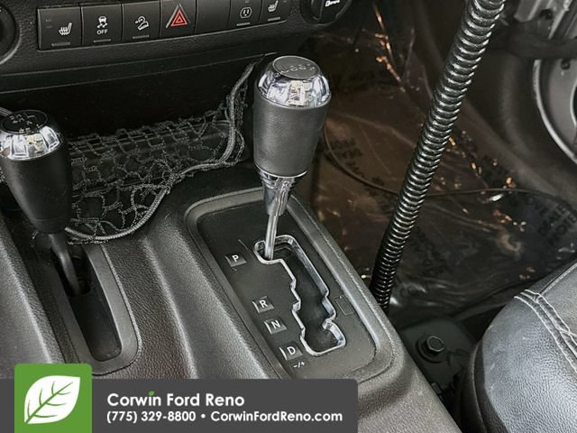 Used 2014 Jeep Wrangler Unlimited Rubicon w/ Connectivity Group AWD/4WD image 19