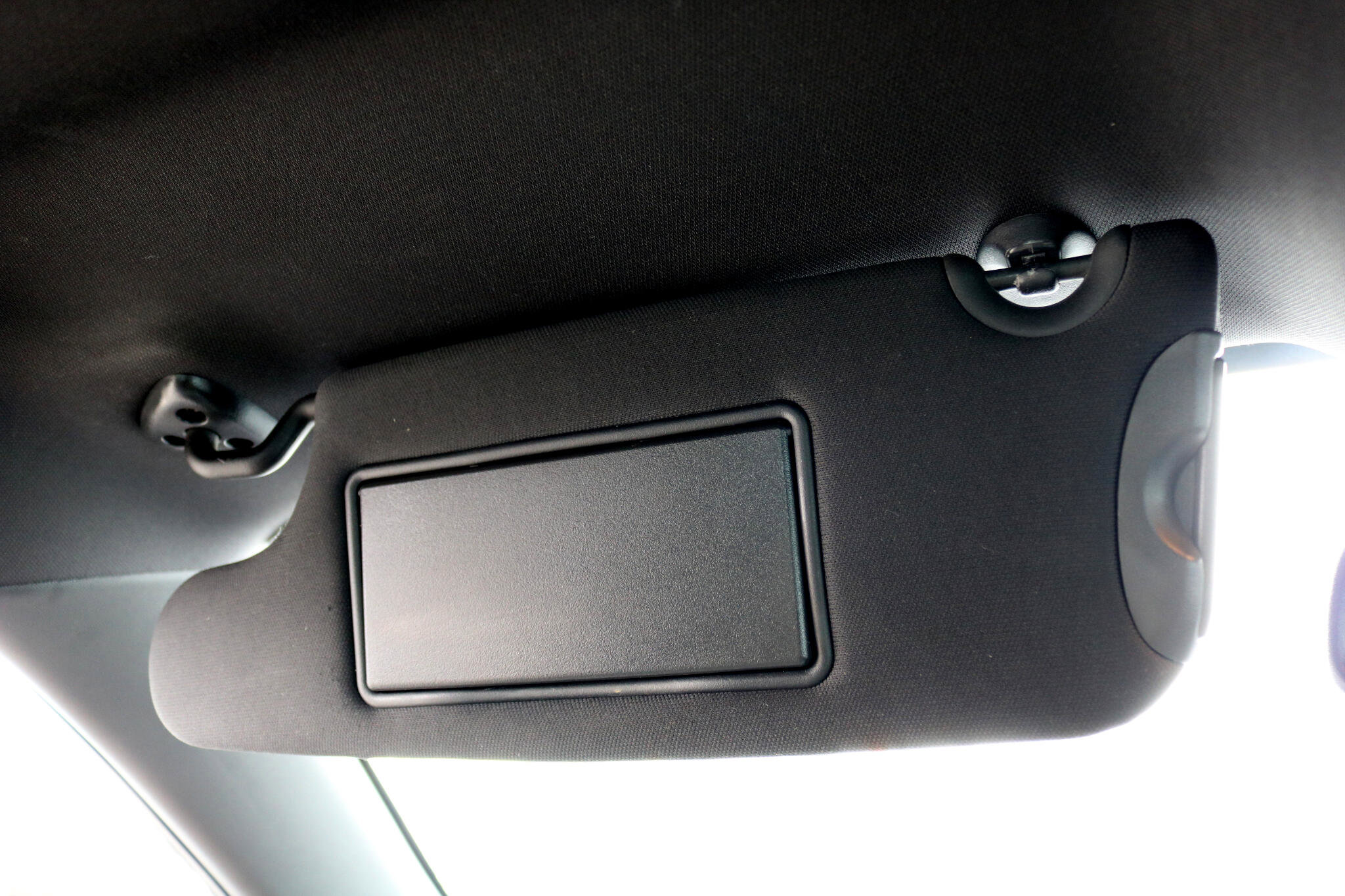 Used 2014 Dodge Challenger SXT image 25