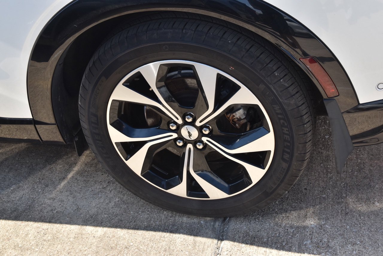 Used 2021 Ford Mustang Mach-E Premium RWD image 10