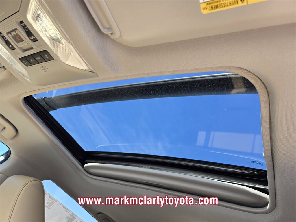 New 2025 Toyota RAV4 Limited image 6