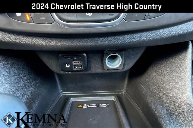 Used 2024 Chevrolet Traverse High Country image 16