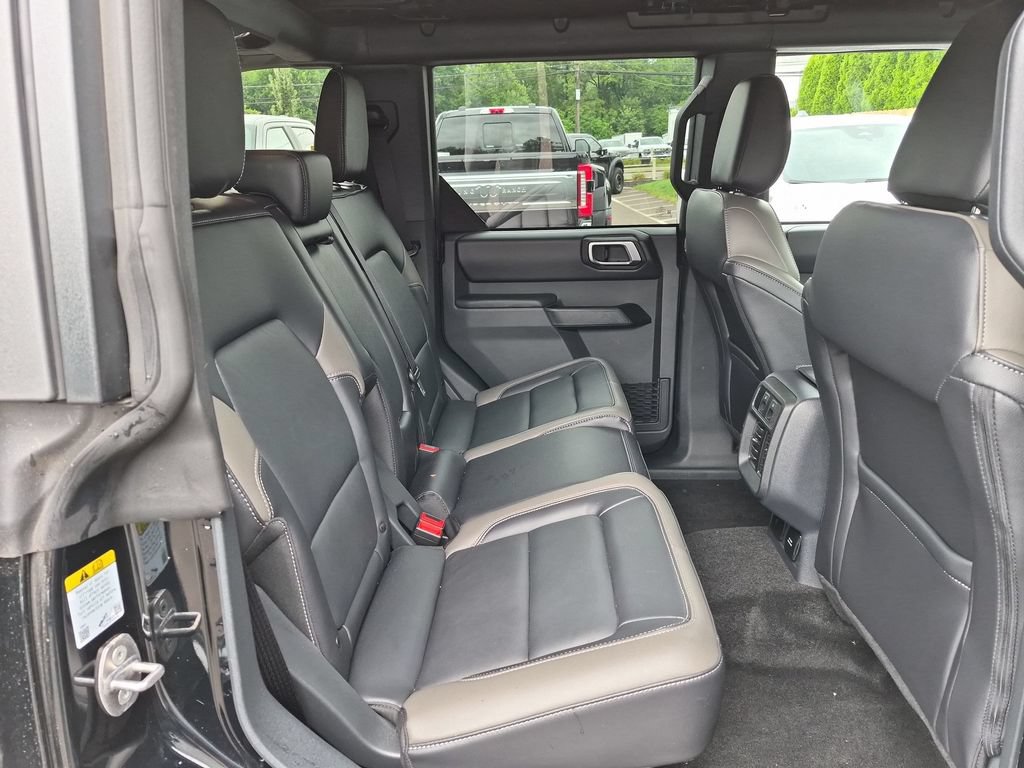 New 2026 Ford Bronco Outer Banks AWD/4WD image 24